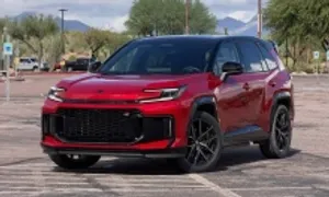 Toyota tăng sản lượng tháng thứ tư liên tiếp Toyota tăng sản lượng tháng thứ tư liên tiếp